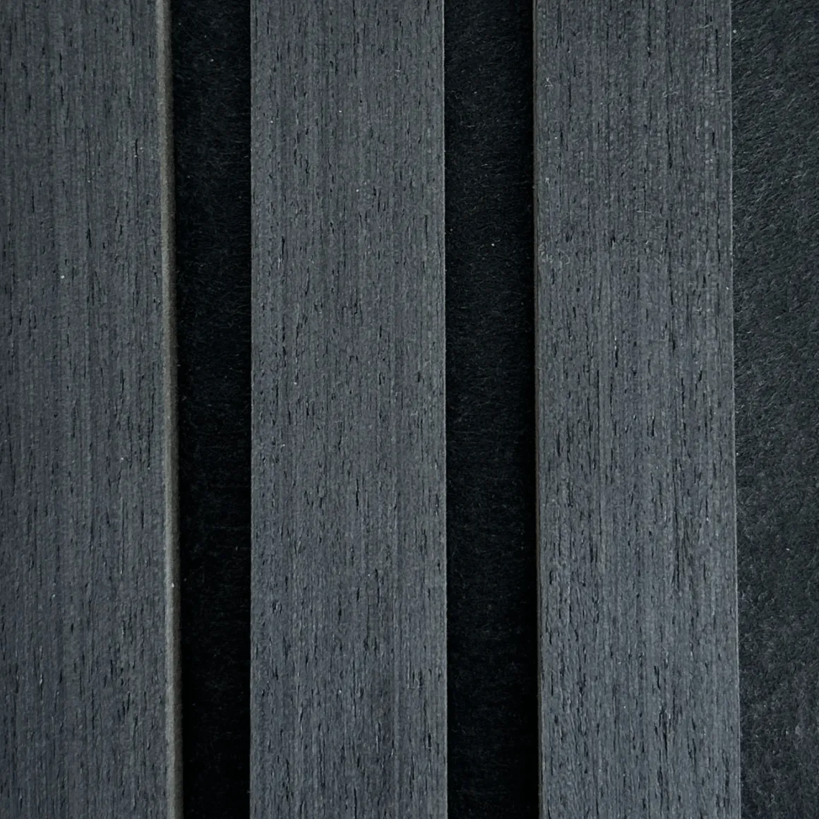 Akustikpanel prøve i sort egefiner 150 x 120 mm