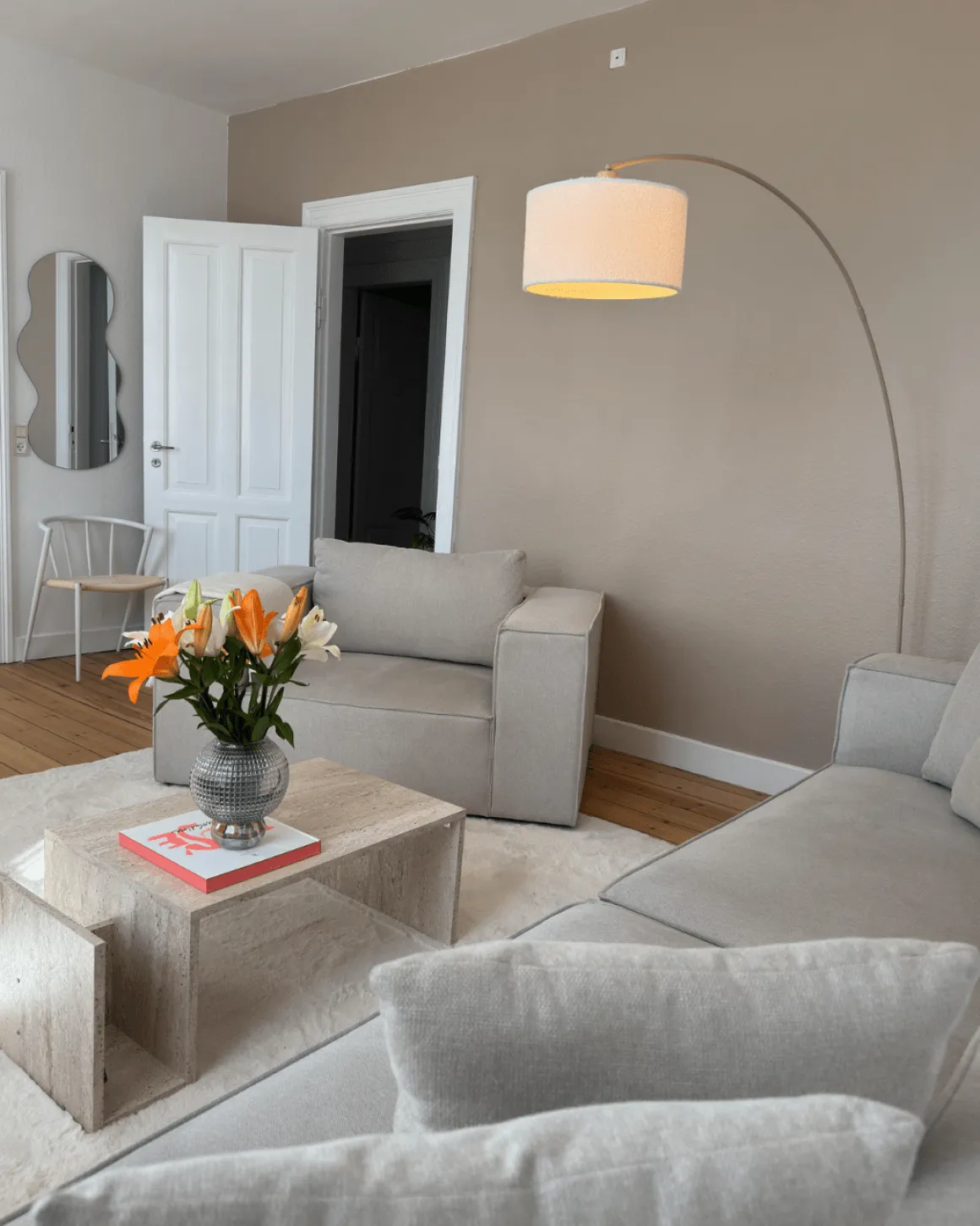Hailey - U-sofa modulsofa i beige med 4 moduler - Højrevendt chaiselong L: 368 X D: 247 X H: 65 cm